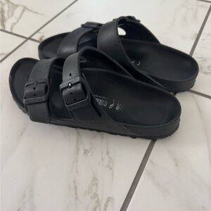 Birkenstock Arizona Essentials Sandal